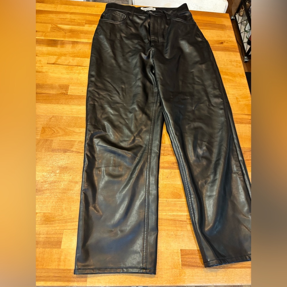 Abercrombie & Fitch Black  Leather Pants - size 6